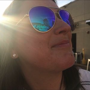 Meet your Posher, Aimee